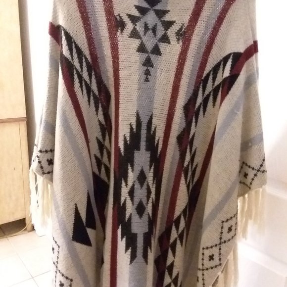 Native American Style poncho, plus size - Picture 1 of 5